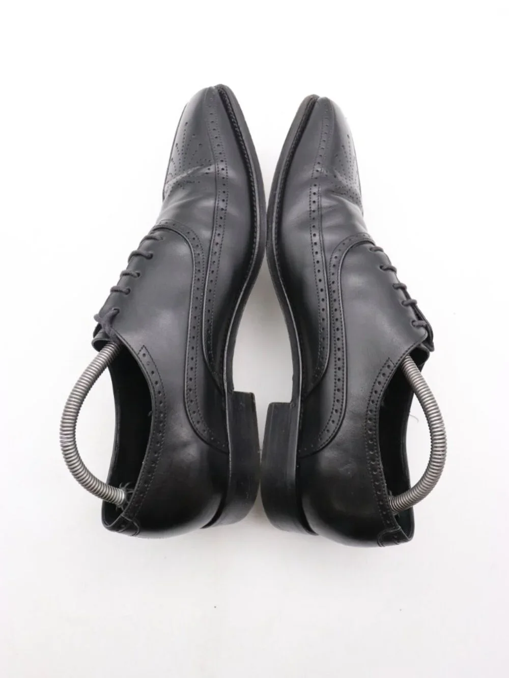Salvatore Ferragamo Men's Size 9 B Black Leather Wingtip Oxfords Dress Shoes